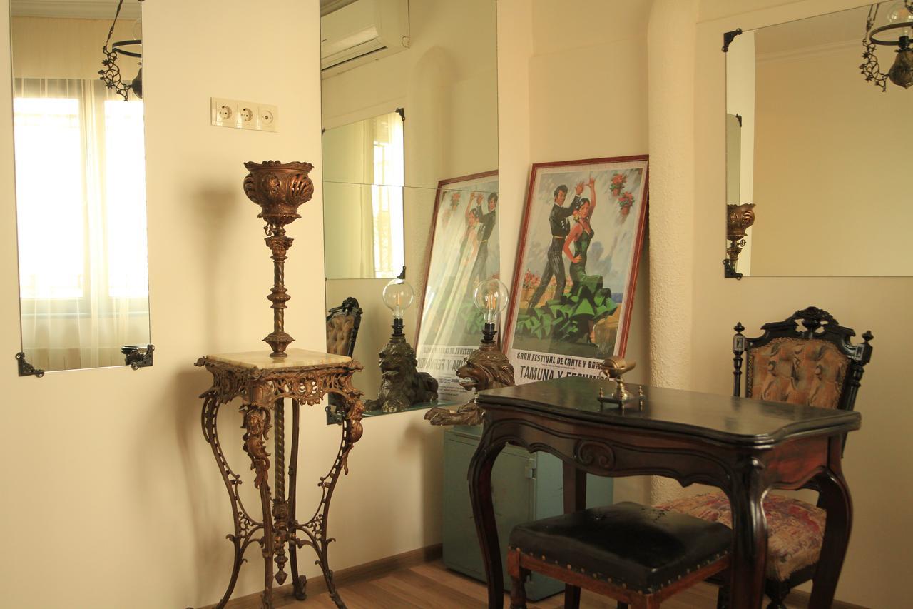 Home 12 Tbilisi Luaran gambar