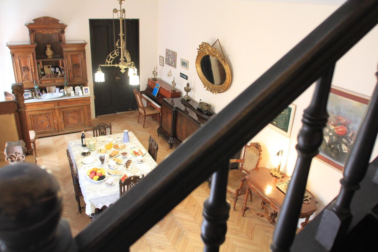 Home 12 Tbilisi Luaran gambar