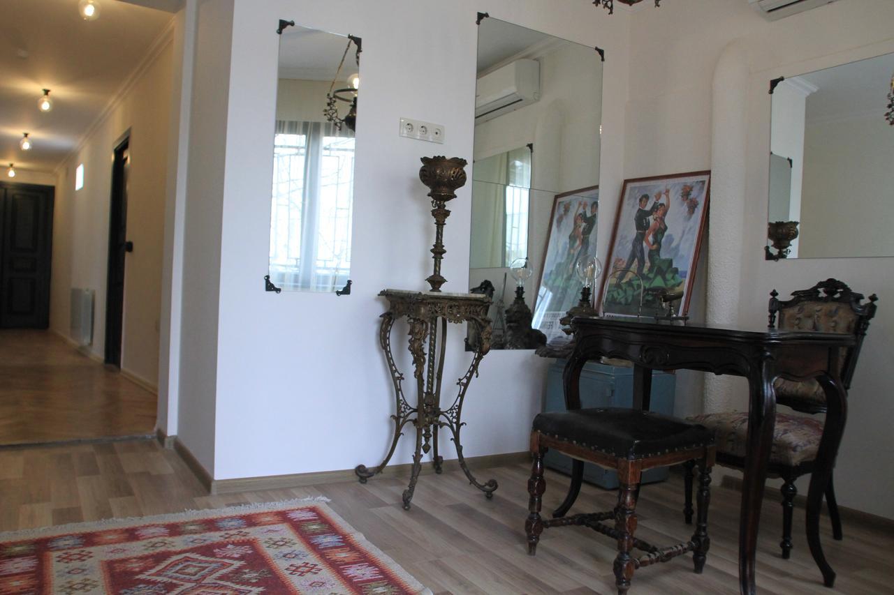 Home 12 Tbilisi Luaran gambar