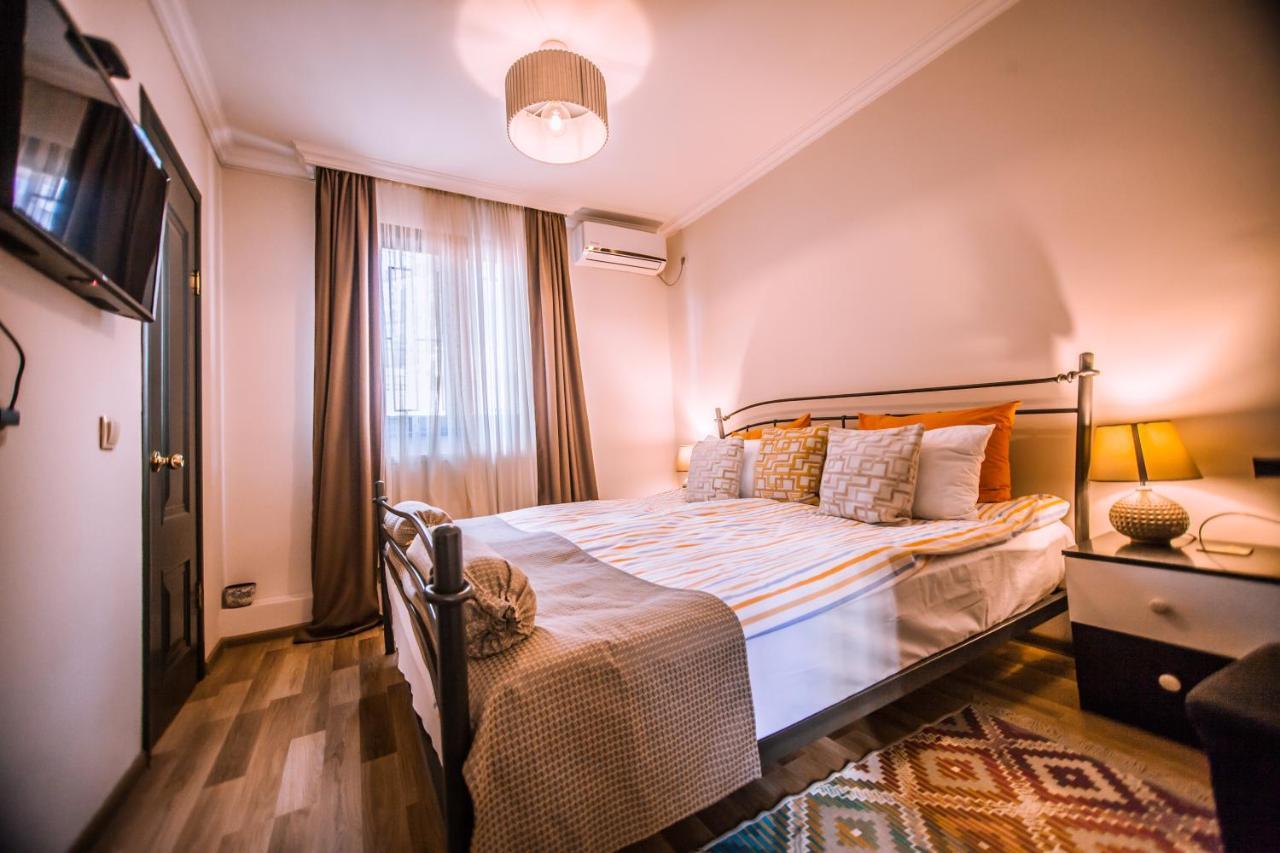 Home 12 Tbilisi Luaran gambar